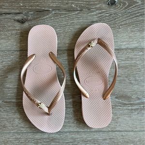 Blush pink Havaianas size 35-36